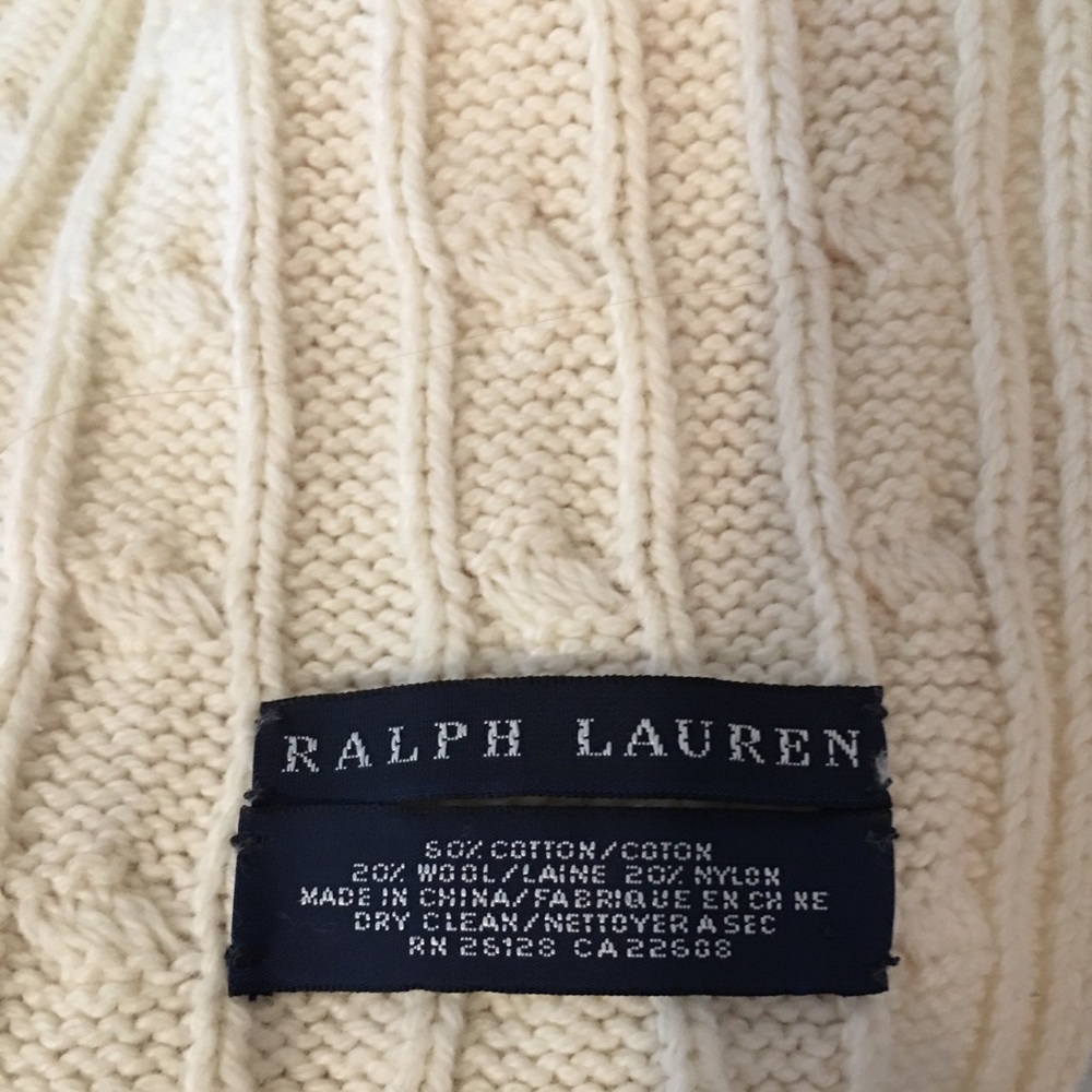 White Ralph Lauren knit scarf